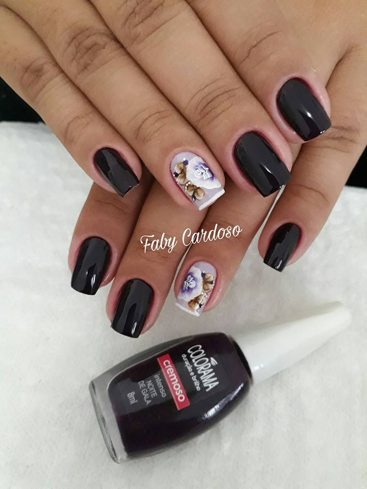 Unhas cutiladas e com um trabalho final impecável.